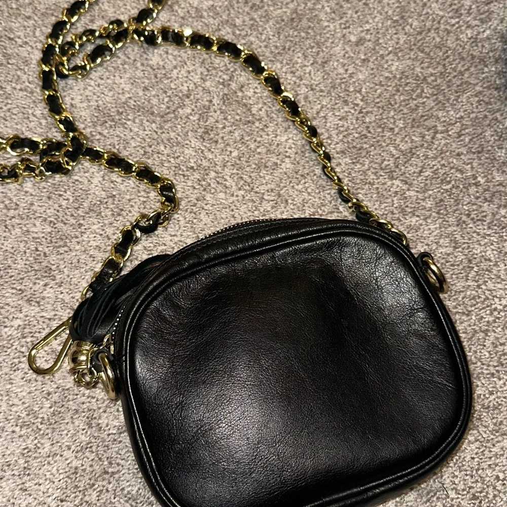 Mario Valentino Black Quilted Crossbody Bag - Picture 3 of 4